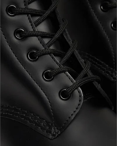 Vista 2 de Botines de piel lisa Dr. Martens 101 para mujer, color negro liso