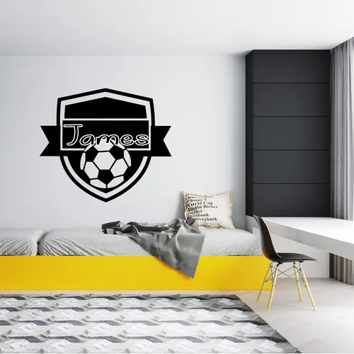 Vista 10 de Calcomanía personalizada con jugador de fútbol que pasa una pelota y una pelota enorme, decoración de fútbol de larga duración para la habitación