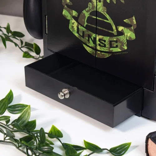 Vista 6 de Numskull Casillero oficial Halo para juegos soporte para controlador soporte para auriculares para Xbox Series XS PS5 Nintendo Switch - Mercancía