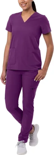 Vista 18 de Adar Addition Go-Basic - Conjunto de uniforme quirúrgico para mujer con blusa de cuello en V y pantalones cargo ajustados Rosa suave