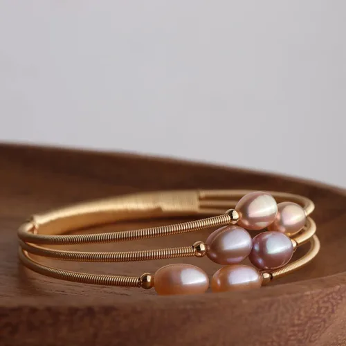 Vista 7 de Sonateomber Pulsera delicada de cadena de perlas de agua dulce de oro para mujer, con clip de papel, rosario, perla morada, con cuentas, regalo
