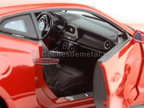 Vista 3 de Chevrolet 2016 Camaro SS Rojo 1/18 por Maisto 31689