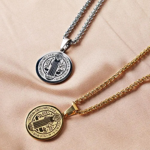 Vista 4 de Medalla de San Cristóbal Patrón de San Viajeros católico con colgante de medalla para hombres y niños regalo religioso