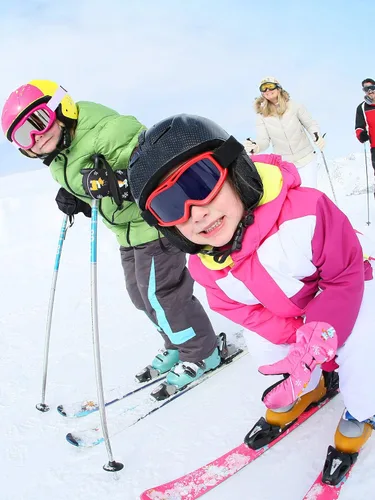 Vista 6 de Manoplas de esquí para niños, guantes de invierno impermeables para nieve, guantes cálidos y resistentes al viento para niños y niñas