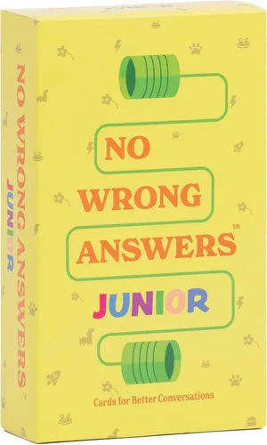 Vista 7 de No Wrong Answers After Dark - Divertido juego de cartas, iniciador de conversación, actividad divertida para amigos, juego o cita nocturna, viajes