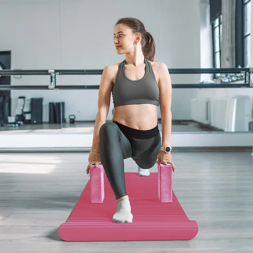 Vista 5 de BalanceFrom 7-Piece Yoga Set with 71x24x0.5 Inches Extra Thick Mat and Carrying Sling – Includes 2 Blocks, Stretch Strap, 2 Towels, and Knee Pad for