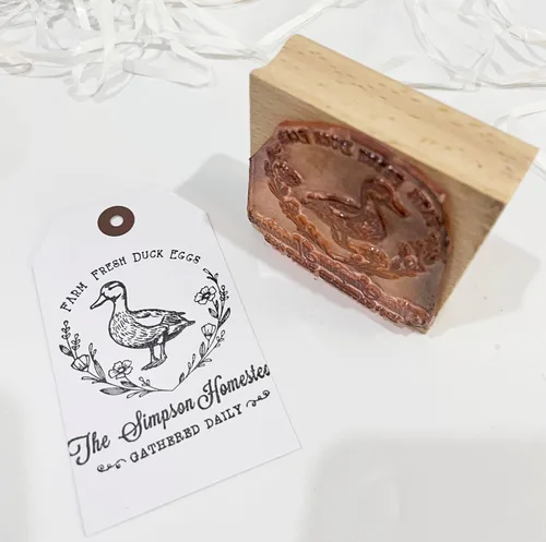 Vista 5 de Sellos personalizados de cartón de huevos frescos de granja, huevos de pato, recolectados diariamente, sello de goma de madera (2 x 2 pulgadas)
