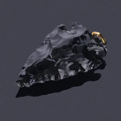 Vista 5 de Tebapi Collar con colgante de obsidiana negra natural para hombres y mujeres, con forma de punta de flecha, dije de piedra de cuarzo con punta