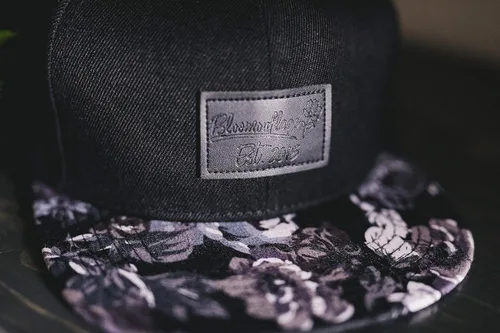 Vista 6 de Sombrero Snapback Floral Parche Negro por BloomTan), Negro