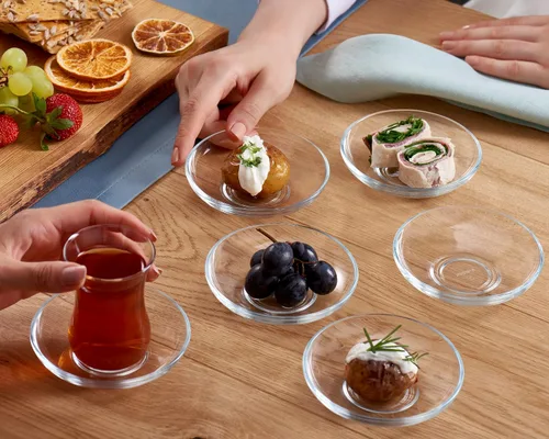 Vista 6 de Pasabahce Juego de 6 platillos de vidrio transparente de alta calidad, seguros en microondas, ideales para servir galletas, aperitivos, frutas, café