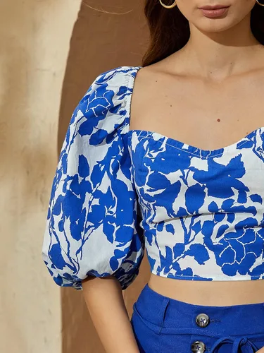Vista 4 de Floerns Blusa corta con cuello corazón y manga abombada 34 para mujer, con lazo cruzado en la espalda