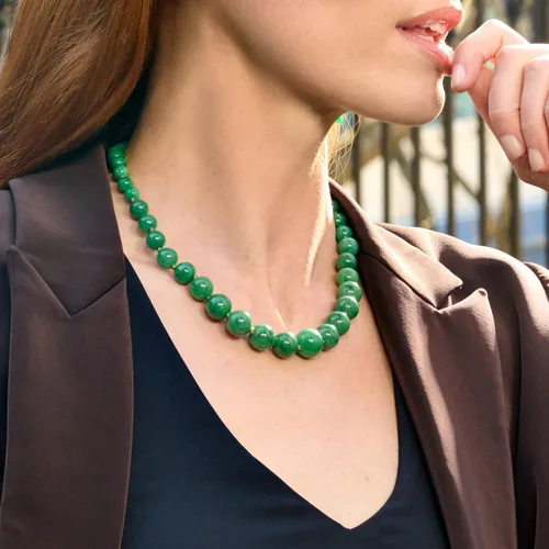 Vista 3 de Ross-Simons Collar graduado de cuentas de jade de 0.276-0.551 in con oro amarillo de 14 quilates, Gema, jade