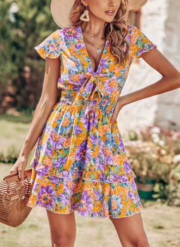 Vista 7 de PRETTYGARDEN Minivestido de manga corta con cuello en V y lazo frontal rojo para mujer
