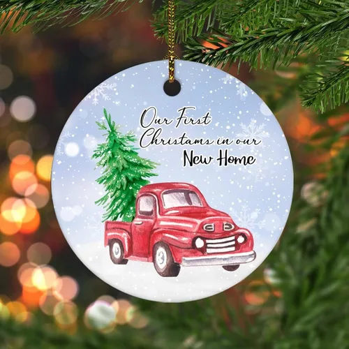 Vista 4 de Adornos redondos de cerámica para Navidad, camión rojo de Navidad, nuestra primera Navidad en nuestro nuevo hogar, adornos para árbol de Navidad