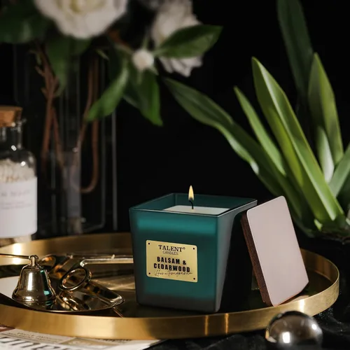 Vista 6 de Velas perfumadas de soja, velas de aromaterapia noble de lujo, bálsamo y madera de cedro, velas para el hogar, 7.05 onzas