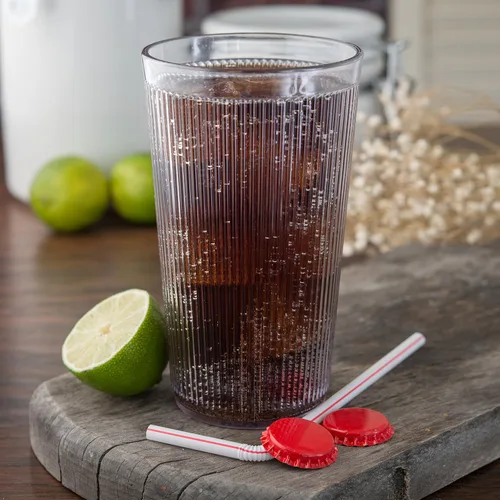 Vista 2 de Carlisle FoodService Products Crystalon Stack-All Vaso apilable de plástico con textura acanalada para restaurantes, catering, cocinas, plástico