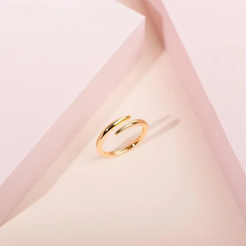Vista 3 de PAVOI Banda de eternidad chapada en oro de 14 quilates para mujer