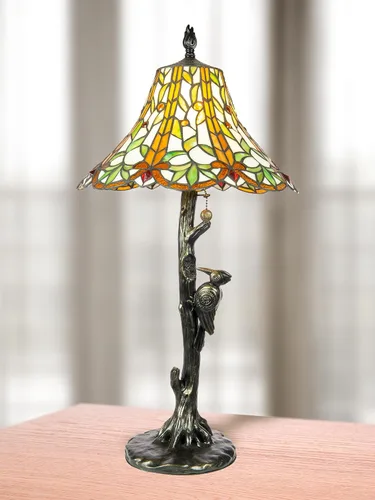 Vista 2 de Dale Tiffany TT10528 - Lámpara de mesa Lauralyn Woodpecker Tiffany de 28 pulgadas de alto, acabado de bronce antiguo, pantalla hecha a mano
