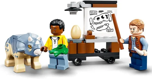 Vista 5 de LEGO Jurassic World T. rex Dinosaur Fossil Exhibition 76940 Kit de construcción; juego de juguete genial para niños; nuevo 2021 (198 piezas)