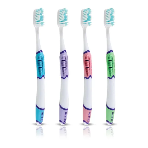 Vista 5 de Cepillo de dientes GUM Technique Sensitive Care con mango Quad-Grip, cabezal completo y cerdas Ultra Soft Dome Trim para la eliminación de placa que
