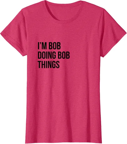 Vista 6 de Camiseta con texto en inglés "I'm Bob Doing Bob Things" Asfalto