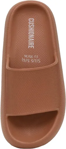 Vista 5 de Cushionaire - Sandalias de recuperación Feather tipo nubes para mujer con +Comfort