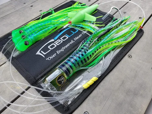 Vista 6 de Lobo Lures #200 Mahi-Mahi Slayer - Cadena mágica pelágica de margaritas Marlin y atún señuelo de arrastre de uretano fabricado en Estados Unidos