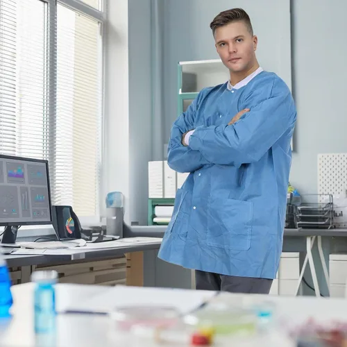 Vista 6 de Chaquetas de laboratorio desechables dentales Puños y cuello de punto suave SMS duraderos con 3 bolsillos Chaqueta de laboratorio médico