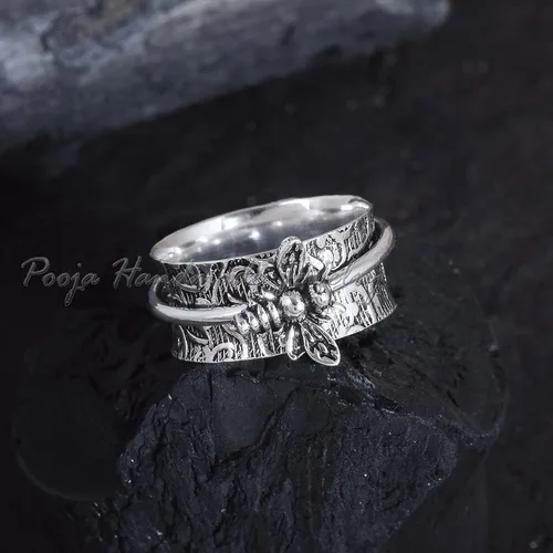 Vista 2 de Honey Bee Spinner Ring, 925 Sterling Silver Ring, Bohemian Spinner Ring, Meditation Ring, Boho Ring, Anxiety Ring, Worry Ring, Handmade Ring, Gift