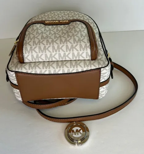 Vista 6 de Michael Kors Jaycee XS - Mochila convertible con bolsillo con cremallera y gancho para monedero SM TZ, Signature Mk Vanilla, Signature Mk Brown