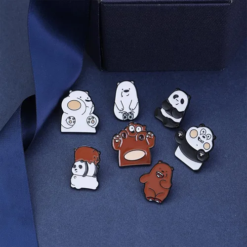 Vista 4 de Broche de esmalte de dibujos animados lindo animal Kawaii bolsas mochilas chaquetas sombrero accesorio decoración (Panda y oso)