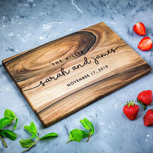 Vista 17 de Tabla de cortar personalizada, tabla de cortar grabada, tabla de cortar personalizada, regalo de boda, despedida de soltera, aniversario