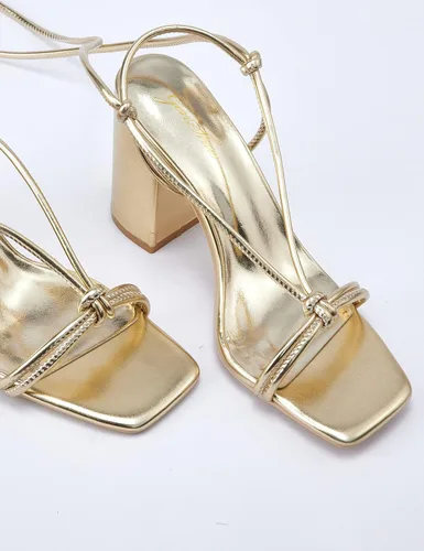 Vista 3 de GENSHUO Sandalias de punta cuadrada para mujer, con cordones, tacones altos y gruesos, sandalias de tiras de tacón de bloque, zapatos de vestir
