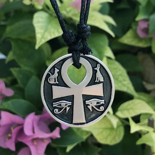 Vista 6 de Joyería pagana Ankh Cruz de la vida Anubis Bastet Bast Eye of Ra Horus Amuleto de protección egipcia para hombres y mujeres, collar con dije