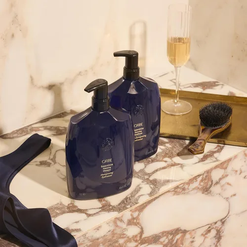 Vista 10 de Oribe Supershine Hydrating Shampoo - Hydrates, Smooths & Adds Shine