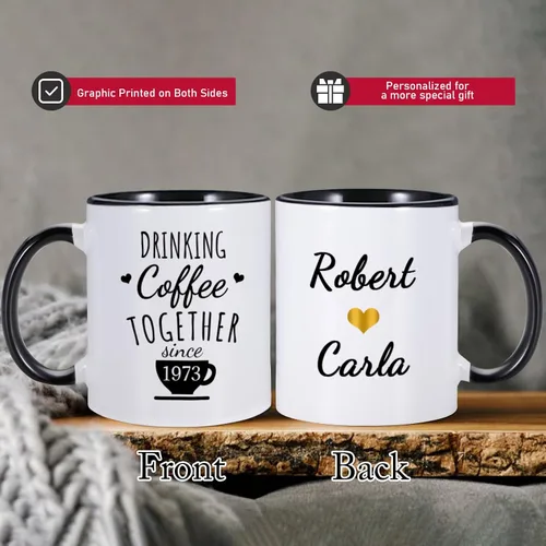 Vista 3 de Regalo de boda del 50 aniversario para padres – Beber café juntos desde 1973 taza de café personalizada con nombre de pareja y año de boda, regalos