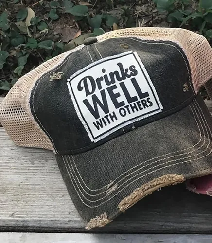 Vista 2 de Sombreros divertidos para mujeres y niñas, gorra de béisbol desgastada con frases