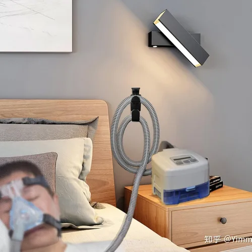 Vista 3 de Percha de manguera CPAP con función antidesenganche, gancho para máscara y soporte de tubo, organizador de suministros, evita enredos de manguera
