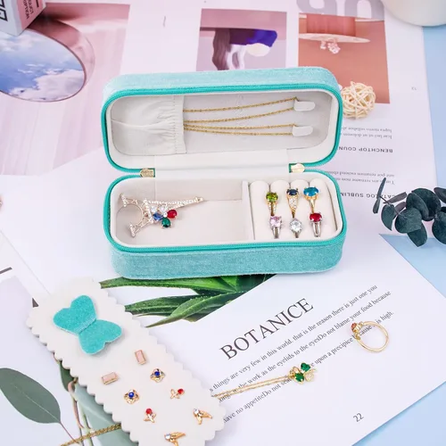 Vista 6 de SANQIANWAN Joyero de viaje de terciopelo de felpa para mujer, organizador de lujo y esponjoso, portátil, pequeño, mini rejilla, joyero para aretes