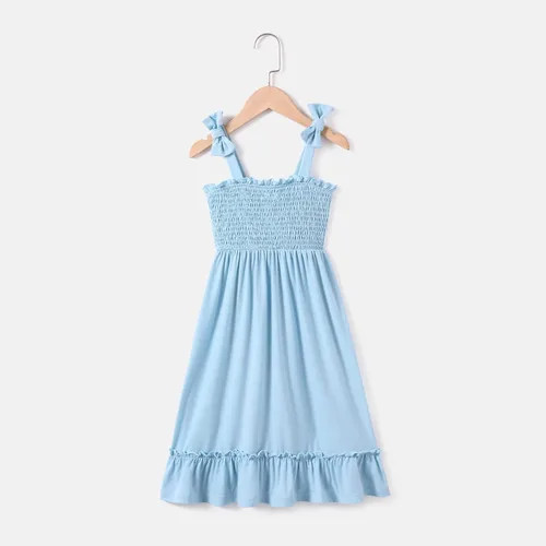 Vista 5 de IFFEI Vestidos de verano para mamá y yo, trajes a juego con tirantes delgados, cuello cuadrado, volantes, acampanado, vestido largo para la playa