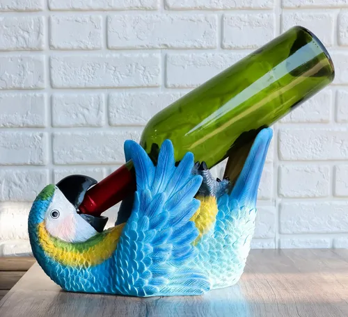 Vista 2 de Ebros Gift Tropical Rio Rainforest BlueScarlet Guacamayo Loro Portabotellas de vino Figura Caddy 10.25 pulgadas de largo Cocina Comedor Fiesta
