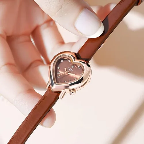 Vista 4 de MASTOP Reloj de lujo para mujer, con forma de corazón, correa de piel, cuarzo, impermeable, elegante, informal, para mujer