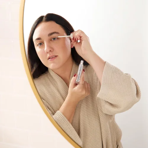 Vista 2 de Contours Rx Adhesivo de desgaste extendido para tapas de DISEÑO Tiras oculares, extensiones de pestañas, pestañas postizas