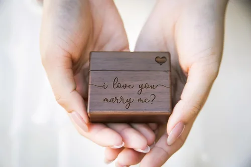 Vista 28 de MUUJEE Grow Old With Me Engraved Wooden Ring Box, Slim Engagement Proposal Ring Holder, Wedding Ceremony Ring Bearer Box, Fiance Gift Ideas