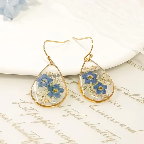 Vista 2 de Pendientes de flores prensadas hechos a mano para mujer