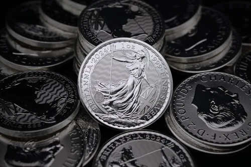 Vista 2 de 1997 - Presente (Año al azar) Lote de (5) Monedas Britannia de Plata de 1 oz Brillante Sin Circular con Certificado de Autenticidad £2 GBP Vendedor