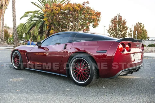 Vista 2 de Repuesto para modelos base Chevrolet Corvette C6 2005-2013 Falda lateral estilo ZR1, extensión de paneles basculantes con par de aletas de barro