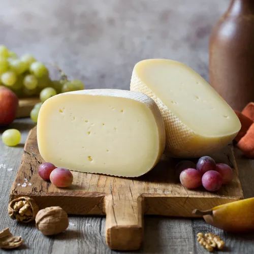 Vista 4 de Pecorino extra envejecido de Reggio Emilia Appenines 2 lbs - 0.9 kg - EMILIA FOOD LOVE Selected with love in Italy (Extra Aged, media rueda de queso)