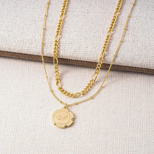 Vista 4 de Fettero Collares con iniciales en capas de oro para mujer, chapado en oro de 14 quilates, con letra circular retro y delicada, gargantilla de cadena