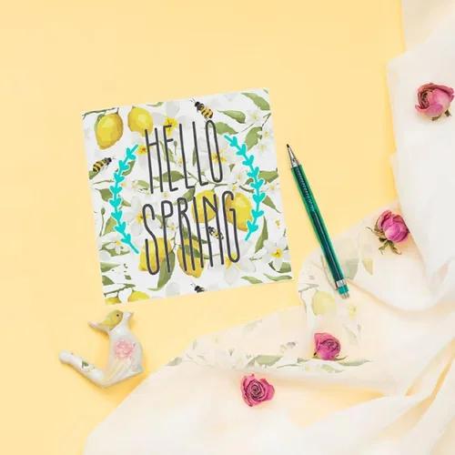 Vista 6 de Paquete de papel de origami con patrón de abeja, 24 hojas de una cara de 6 x 6 pulgadas, fondo de miel, álbum de recortes de panal de abeja, papel